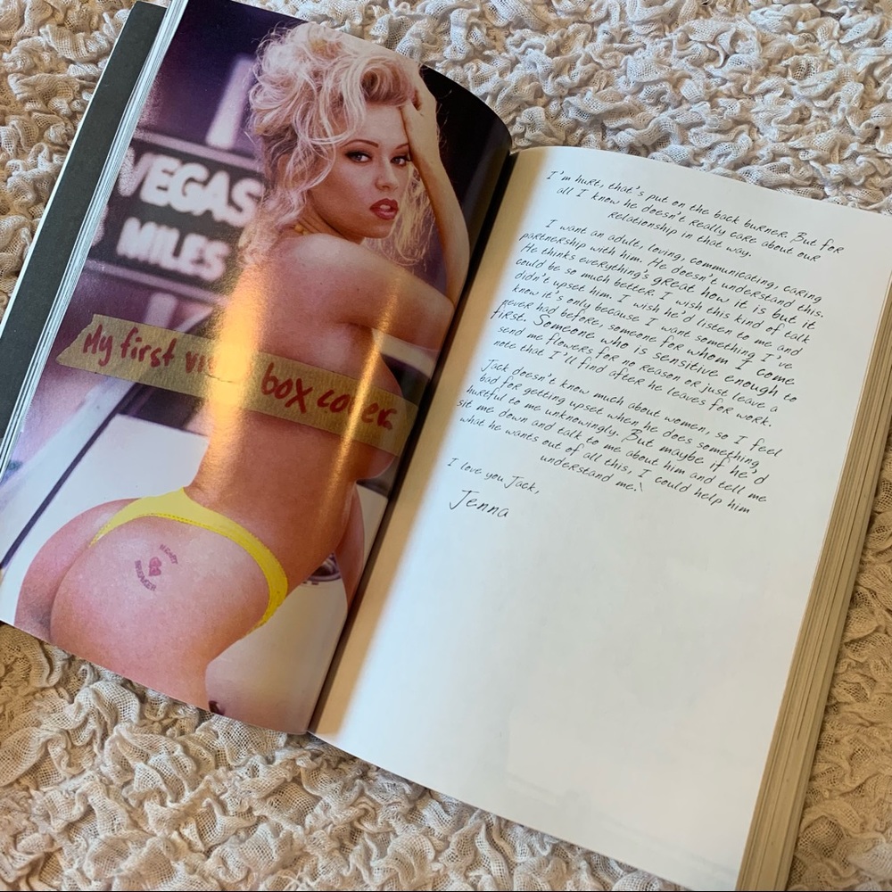 Jenna Jameson Biography Book - Picture 8 of 10